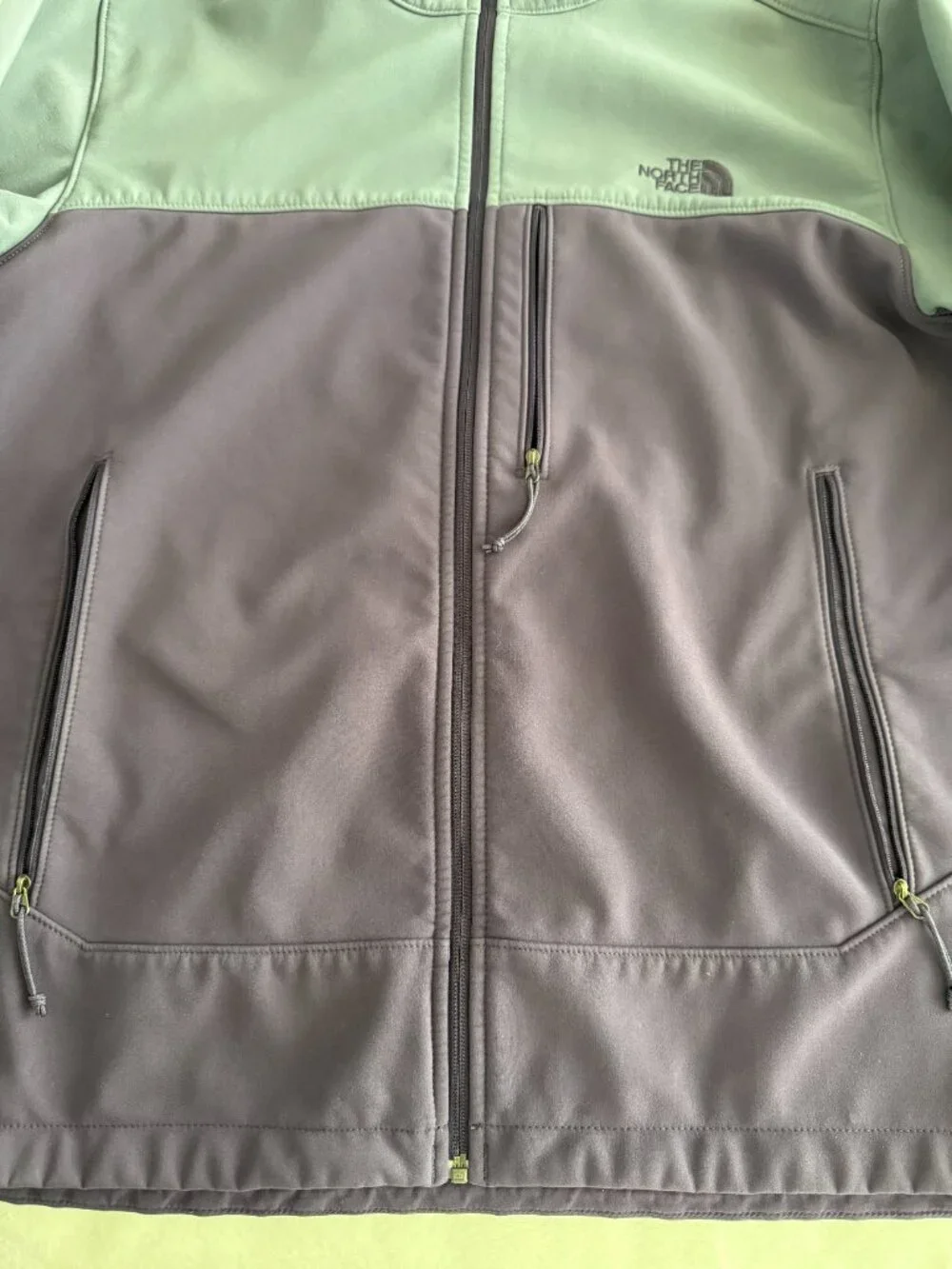 The North Face Apex Bionic Soft Shell Jacket Men's XL Gray Purple Fleece Lined
